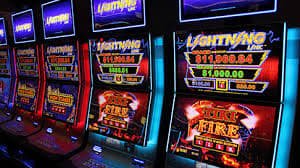 Filipino player accessing lodi777d Casino on a mobile phone